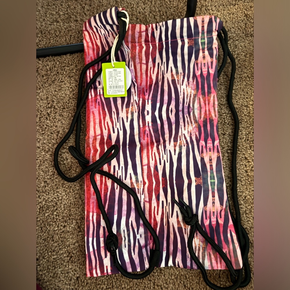 Crocs Drawstring Bag - Picture 3 of 7